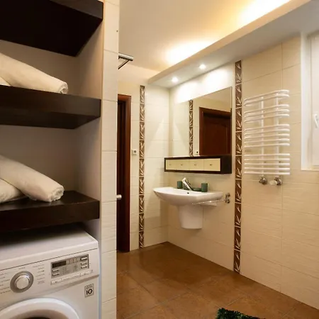 Apartment Evita 6 *